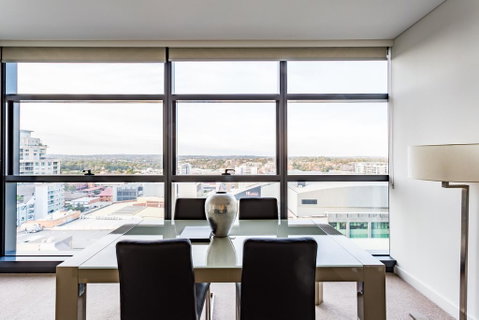 Wyndel Apartments Chatswood - Premium Apartment - Accommodation Yamba 3