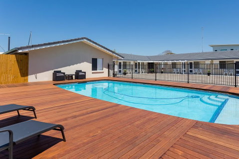 Wynnum Anchor Motel - Accommodation Yamba 0