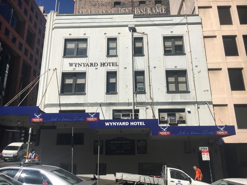 Wynyard Hotel - Accommodation Yamba 0