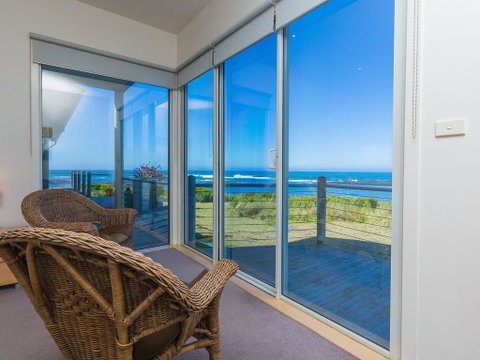 WYTONIA 1 - Accommodation Yamba 3