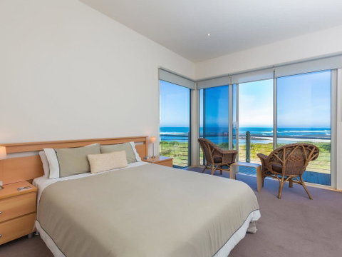 WYTONIA 1 - Accommodation Yamba 0