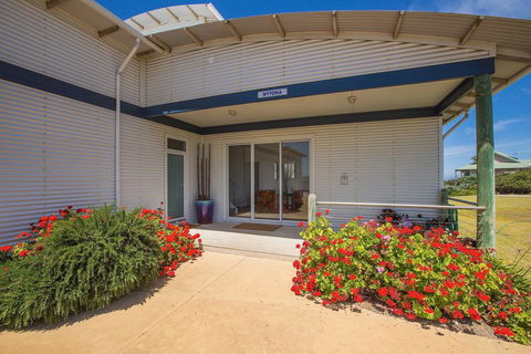 Wytonia Beachfront Accommodation - Accommodation Yamba 1