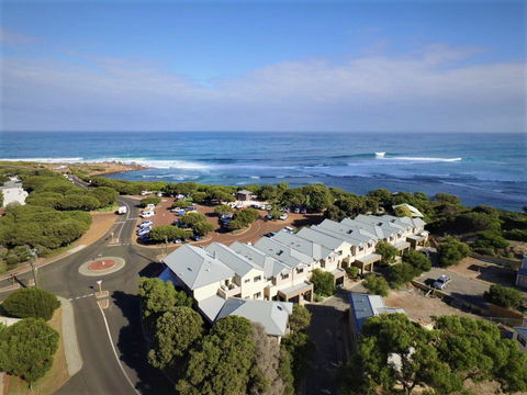 Yallingup Beach Resort - Accommodation Yamba 0