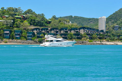 Yacht Club Villa 33 - Serenity - 4 Bedroom 4 Bathroom House Ocean Views 2 Buggies - Accommodation Yamba 2