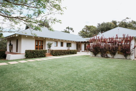 Yallingup Villas - Accommodation Yamba 0