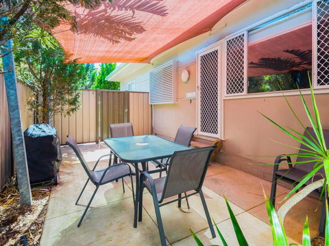 Yamba Daze - Sunset - Pet Friendly - Accommodation Yamba 0
