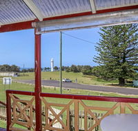 Yamba Pilot Cottage 1 - pets welcome - close to beach