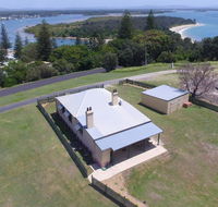 Yamba Pilot Cottage 2 - pets welcome - close to beach