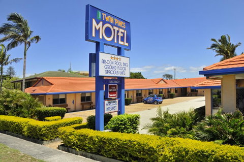 Yamba Twin Pines Motel - Accommodation Yamba 0
