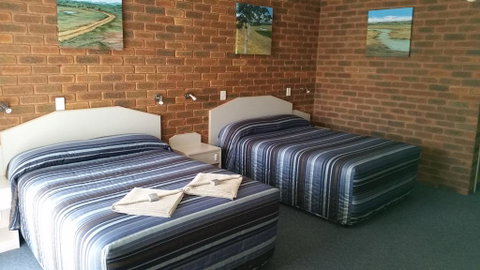 Yambil Inn - Accommodation Yamba 2