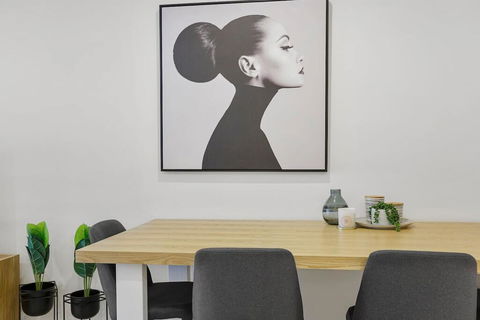 YARRA - YARRA Toorak Rd & Chapel St. Pool, Gym & Parking - Accommodation Yamba 0