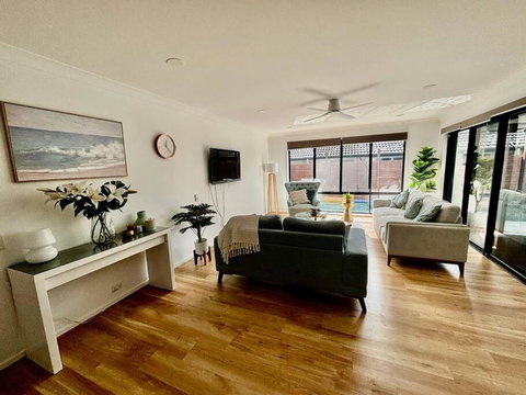 3 Bed Modern Home, Spacious Oasis & Pool - Accommodation Yamba 0