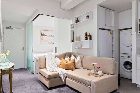 A Cozy CBD Studio Near Melbourne Central - Accommodation Yamba 2