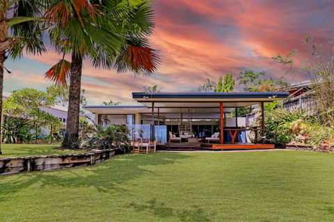 Absolute Beachfront House With Private Pool - Accommodation Yamba 0