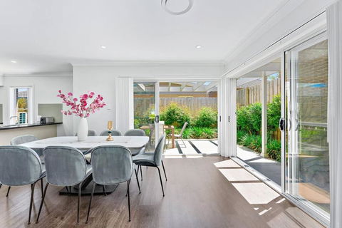 AirCabin - Norwest - Luxury Lovely - 4 Beds House - Accommodation Yamba 2