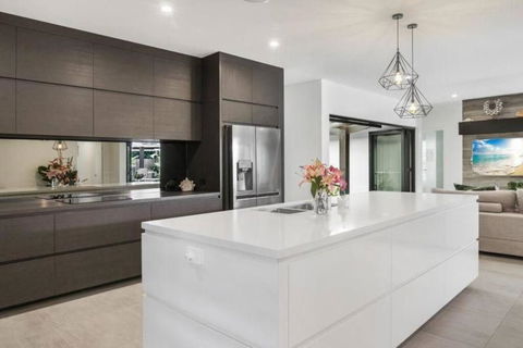 Allure - 4 Bedroom Luxury House In Port Douglas - Accommodation Yamba 1