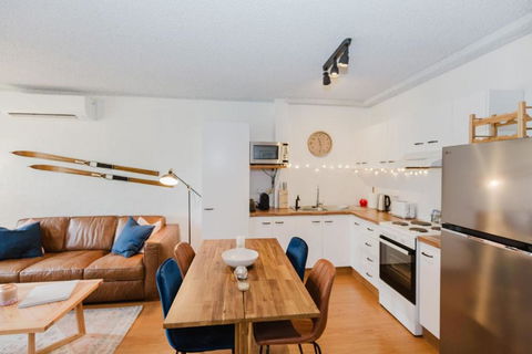 Alpine Mountain View - 24 Of 13-15 Kirwan Close - Accommodation Yamba 3