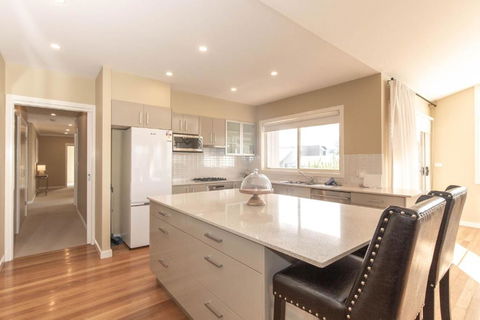 Alpine Retreat 107A Gippsland Street - Accommodation Yamba 4