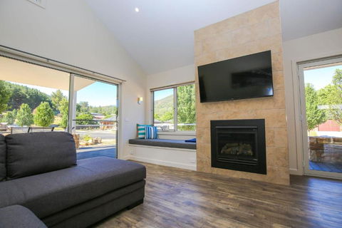 Amber Mist Villa - One - Accommodation Yamba 1