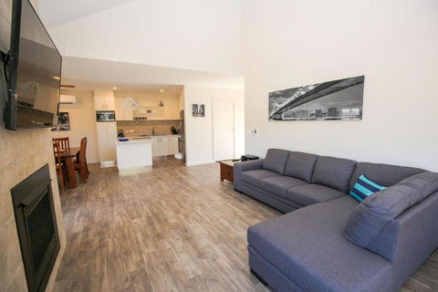 Amber Mist Villa - One - Accommodation Yamba 2