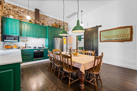 Arapiles Club House - Accommodation Yamba 1