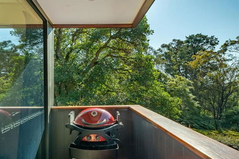 Architecturally Designed Nature Lovers Delight - Accommodation Yamba 1