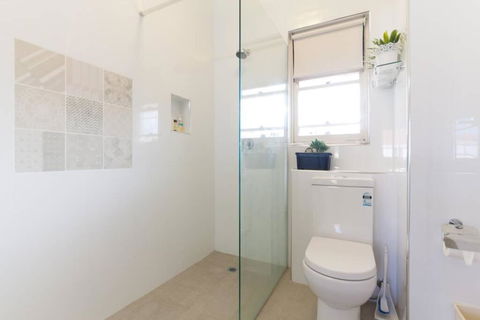 B7 Crawley Apartment 1 BRM & Sleepout Near UWA - Accommodation Yamba 1