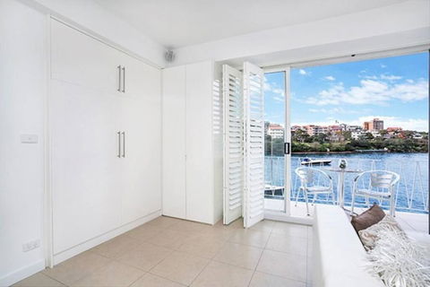 BADEN - Absolute Water Front Sydney Harbour Studio - Accommodation Yamba 4