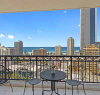 Chevron Renaissance Ocean View - Accommodation Yamba