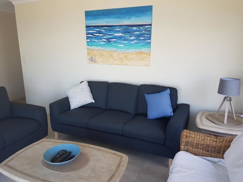 Mykonos Apartments - Accommodation Yamba 18