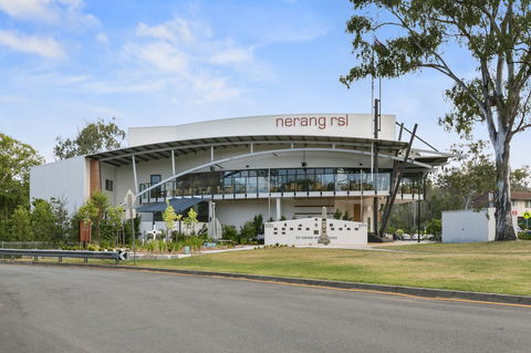 Fountain View Estate - We Accommodate - Accommodation Yamba 17