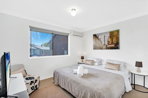 Fountain View Estate - We Accommodate - Accommodation Yamba 5