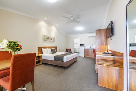 Roma Explorers Inn - Accommodation Yamba 1