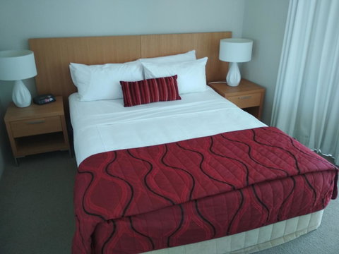Maldives Resort Main Beach, Gold Coast - Accommodation Yamba 36