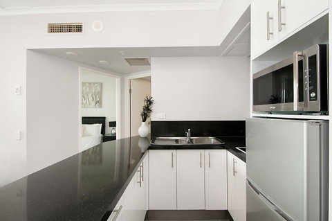 Maldives Resort Main Beach, Gold Coast - Accommodation Yamba 32