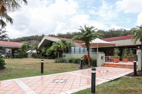 Salisbury Hotel Motel - Accommodation Yamba 0