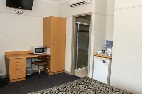 Salisbury Hotel Motel - Accommodation Yamba 18