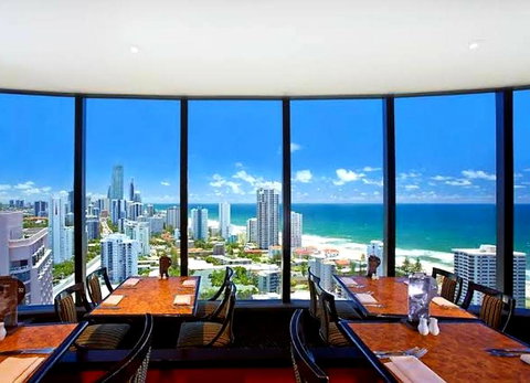 Deluxe King Room In Gold Tower - Accommodation Yamba 8