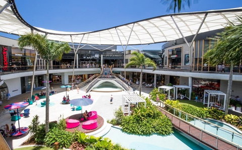 Deluxe King Room In Gold Tower - Accommodation Yamba 14