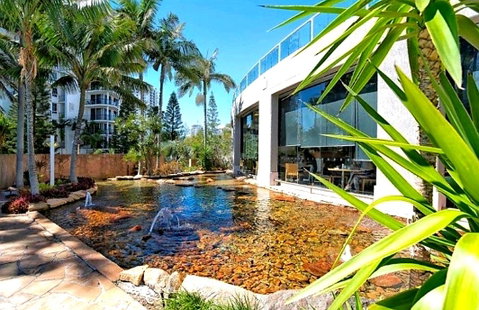 Deluxe King Room In Gold Tower - Accommodation Yamba 9