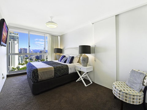Surf 150 - Accommodation Yamba 9