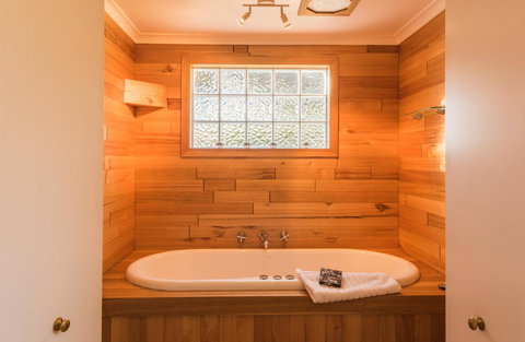 Parnella Adventure Bay, Bruny Island - Accommodation Yamba 13