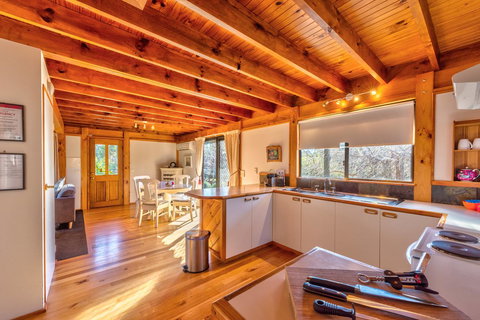 Parnella Adventure Bay, Bruny Island - Accommodation Yamba 6