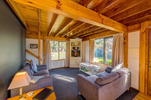 Parnella Adventure Bay, Bruny Island - Accommodation Yamba 1