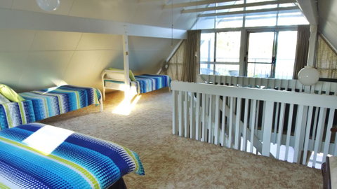 'AFRAME Tarcoola Cottage' 29 The Parade, North Haven - Accommodation Yamba 2