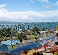 'Baylife Villa' 4a Warruga St - Large home with WIFI Netflix Aircon Linen  Spectacular Views - Accommodation Yamba
