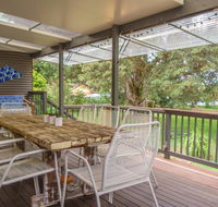 'RIVERSIDE RETREAT' 544 Ocean Drive North Haven - Accommodation Yamba