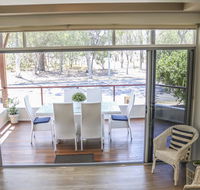 'Top Tier' Dog Friendly Holiday Home - Accommodation Yamba