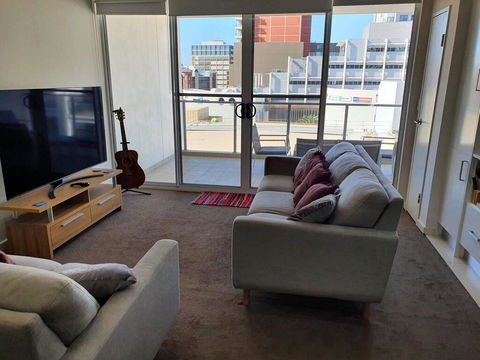 (just Listed) Bolton St 1br 350m Walk To Newcastle Beach +++ Wifi End Eand - Accommodation Yamba 1