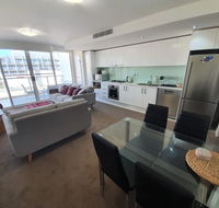just listed Bolton St 1br 350m walk to Newcastle beach  Wifi end Eand - Accommodation Yamba